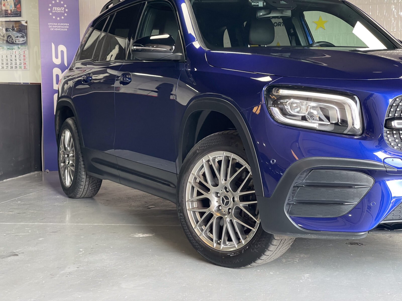 MERCEDES-BENZ 200 d AMG