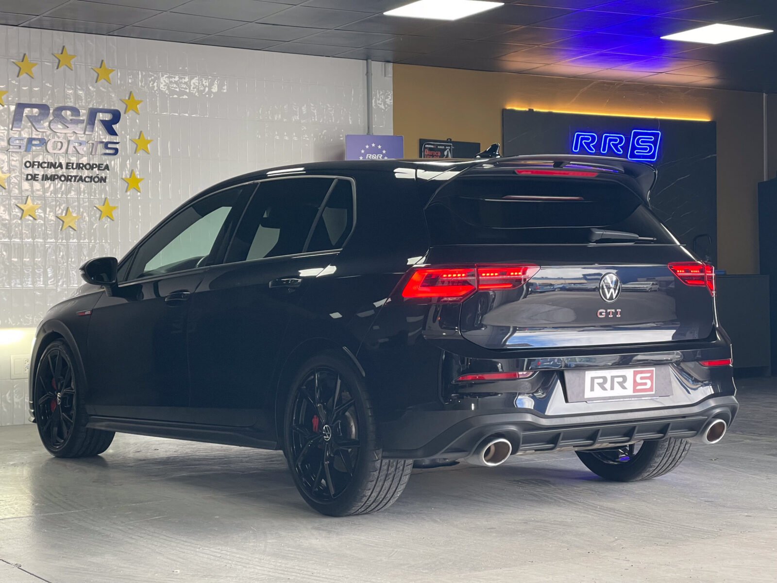 VOLKSWAGEN Golf GTI CLUBSPORT