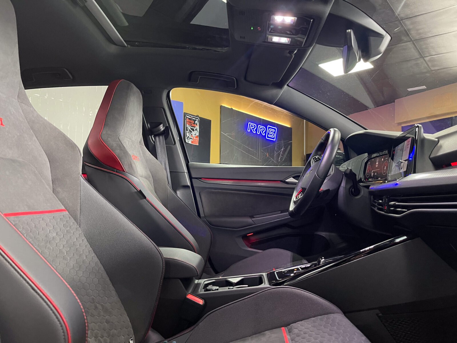 VOLKSWAGEN Golf GTI CLUBSPORT