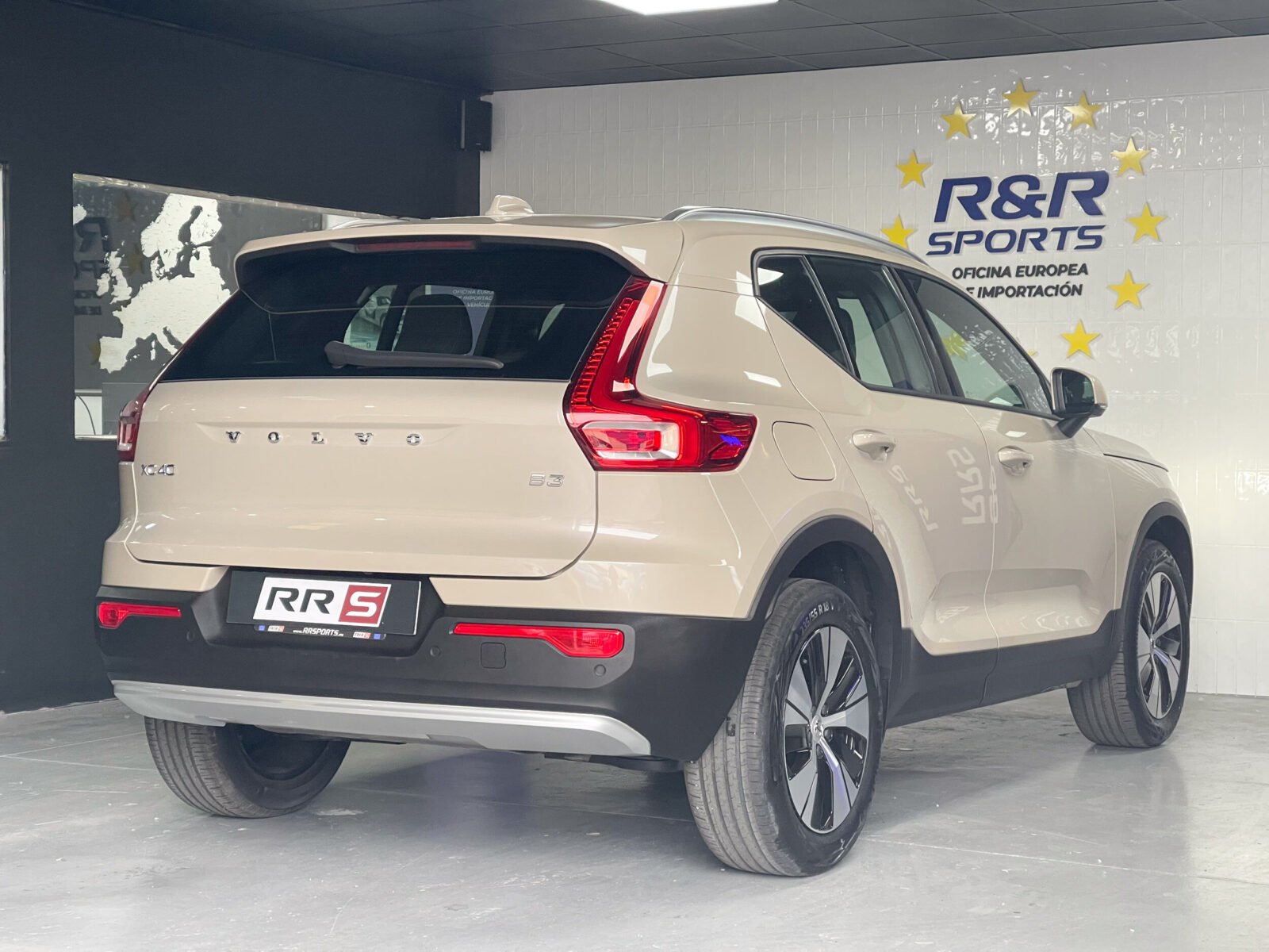 VOLVO XC40 2.0 B3
