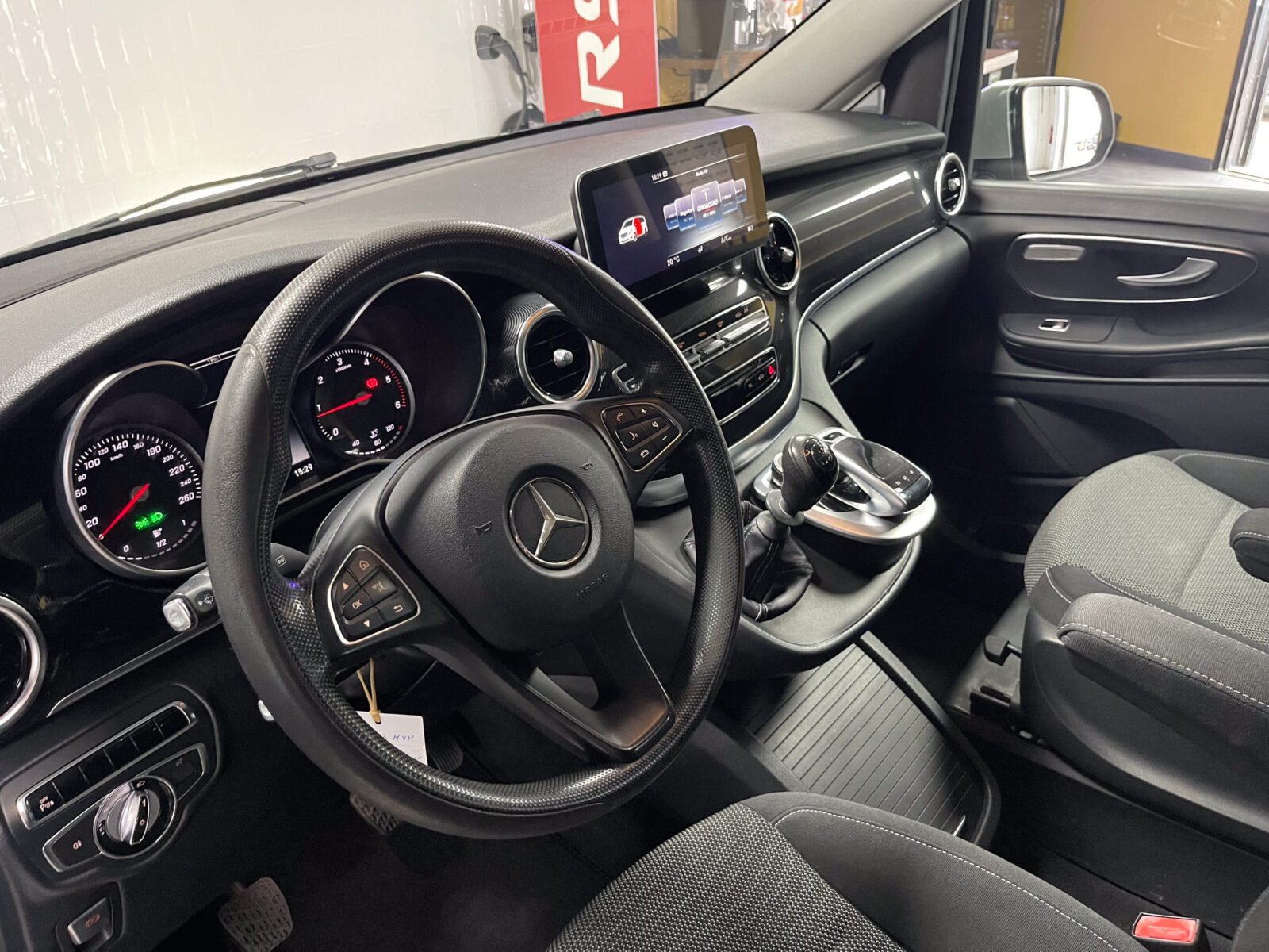 MERCEDES-BENZ Clase V 220 CDI 