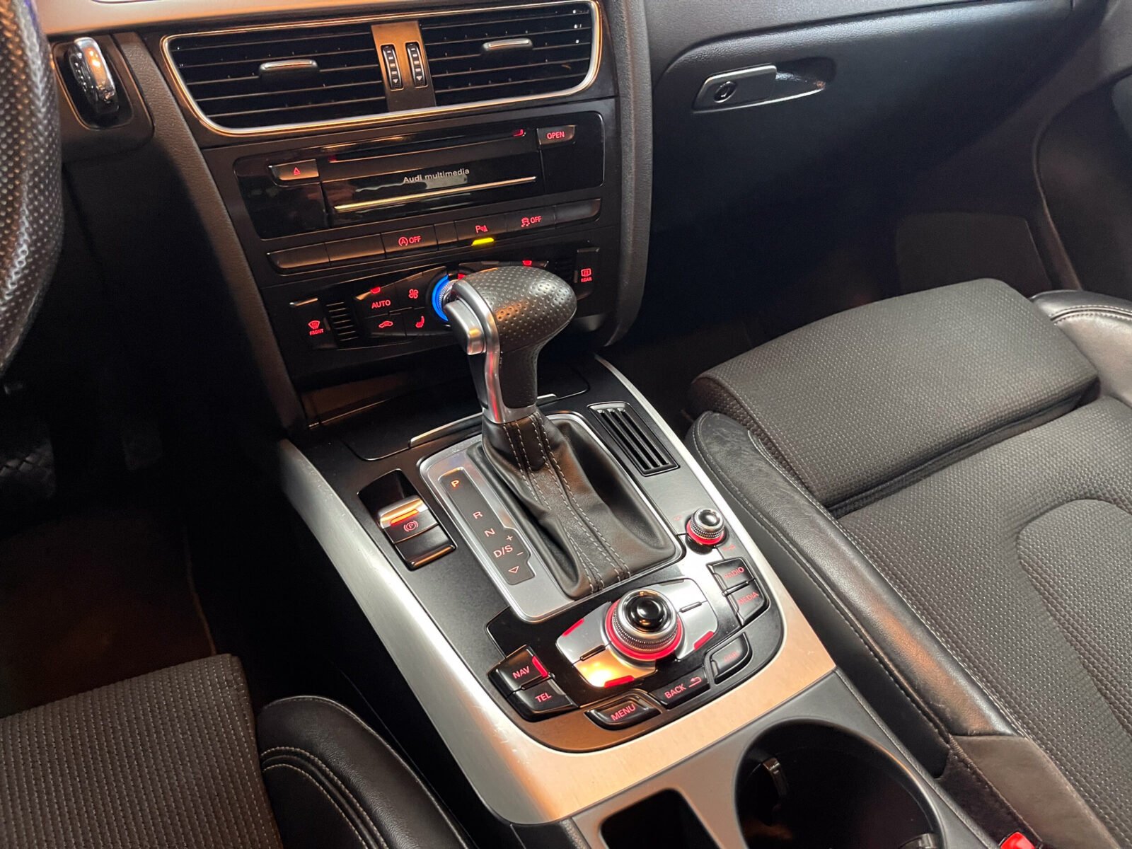 AUDI A4 Avant 2.0 TDI Sline