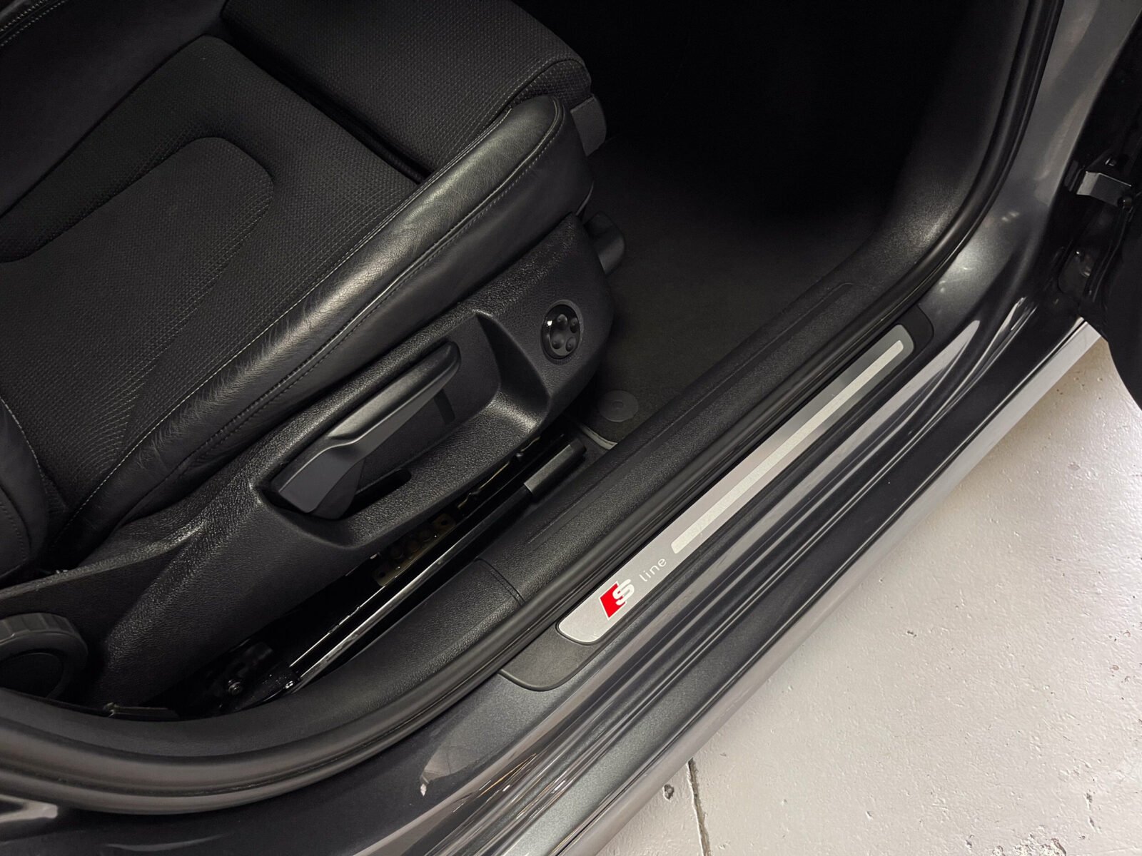AUDI A4 Avant 2.0 TDI Sline