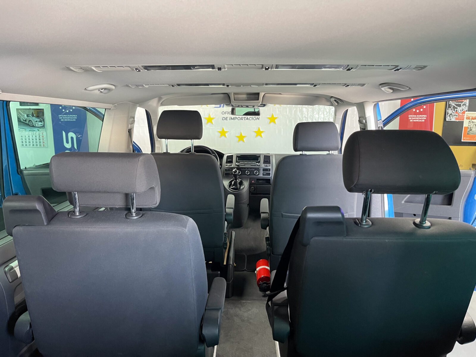 VOLKSWAGEN Multivan T5 2.0 TDI BLUEMOTION 