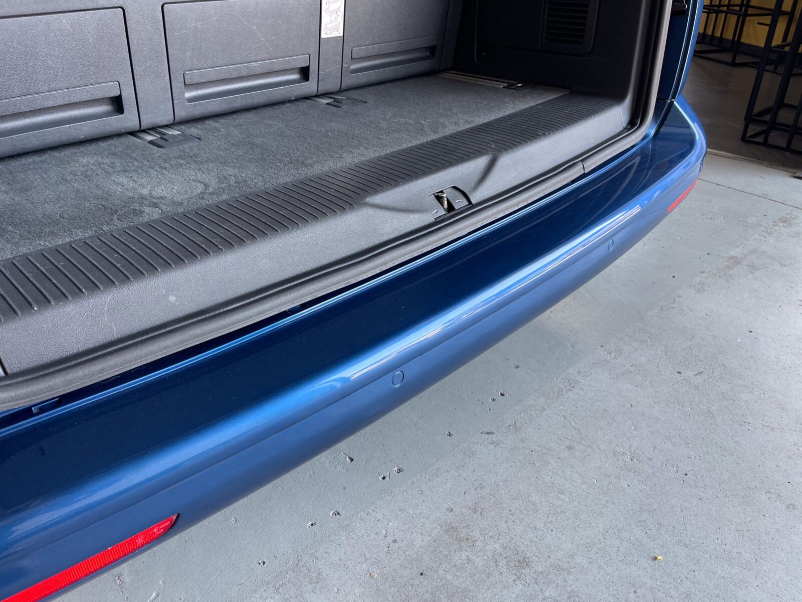 VOLKSWAGEN Multivan T5 2.0 TDI BLUEMOTION 