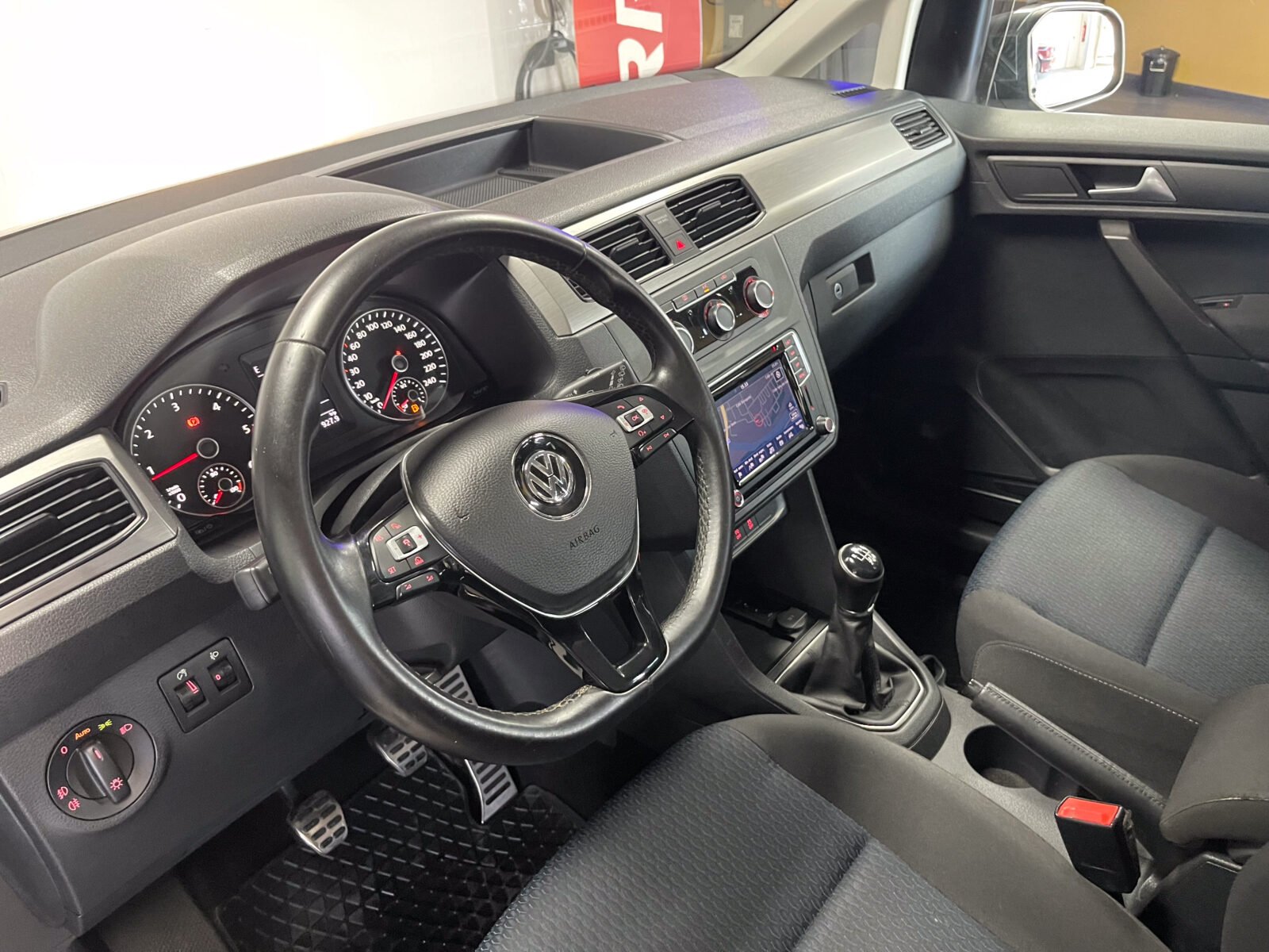 VOLKSWAGEN Caddy 2.0 TDI Trendline