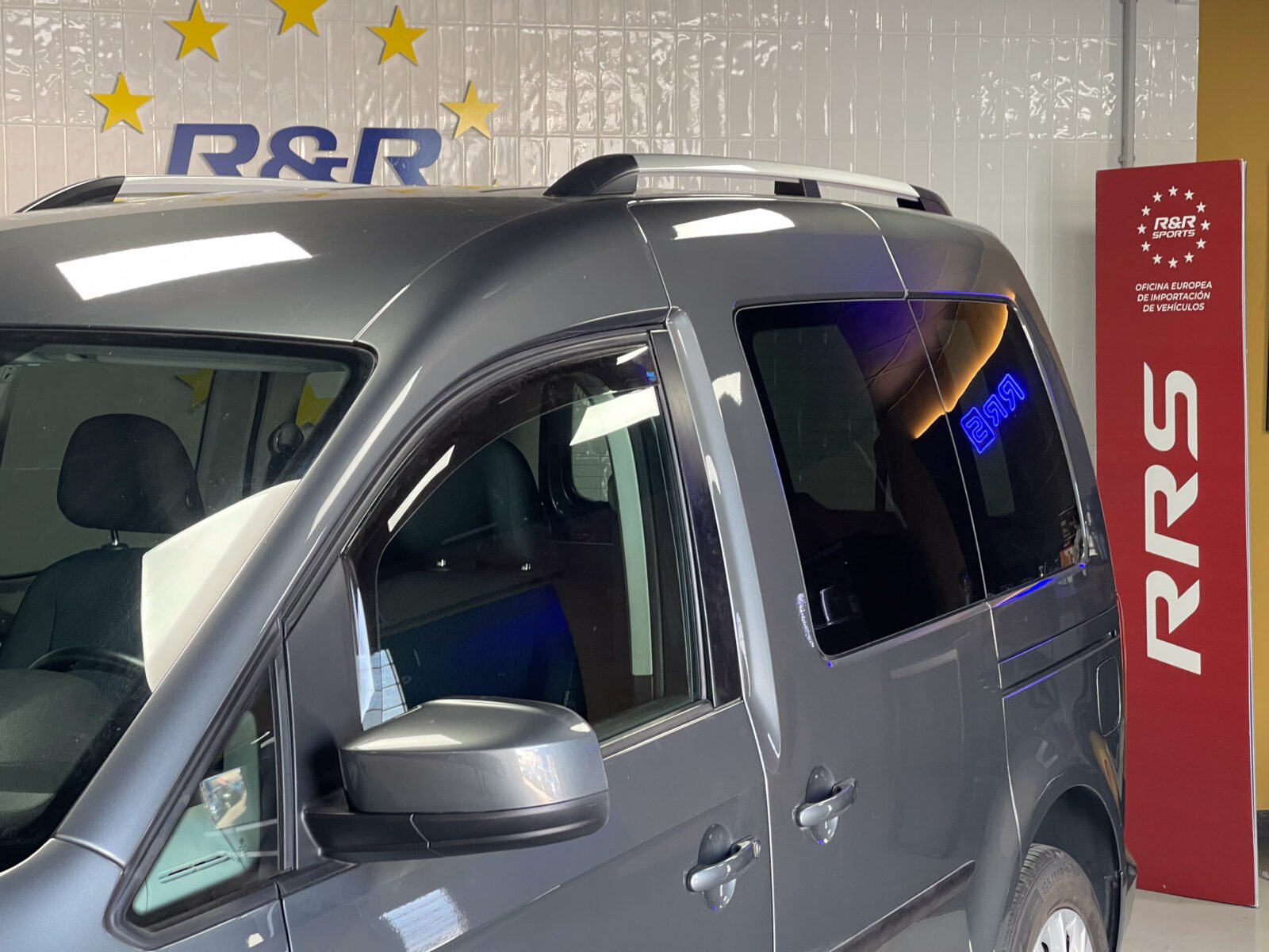 VOLKSWAGEN Caddy 2.0 TDI Trendline
