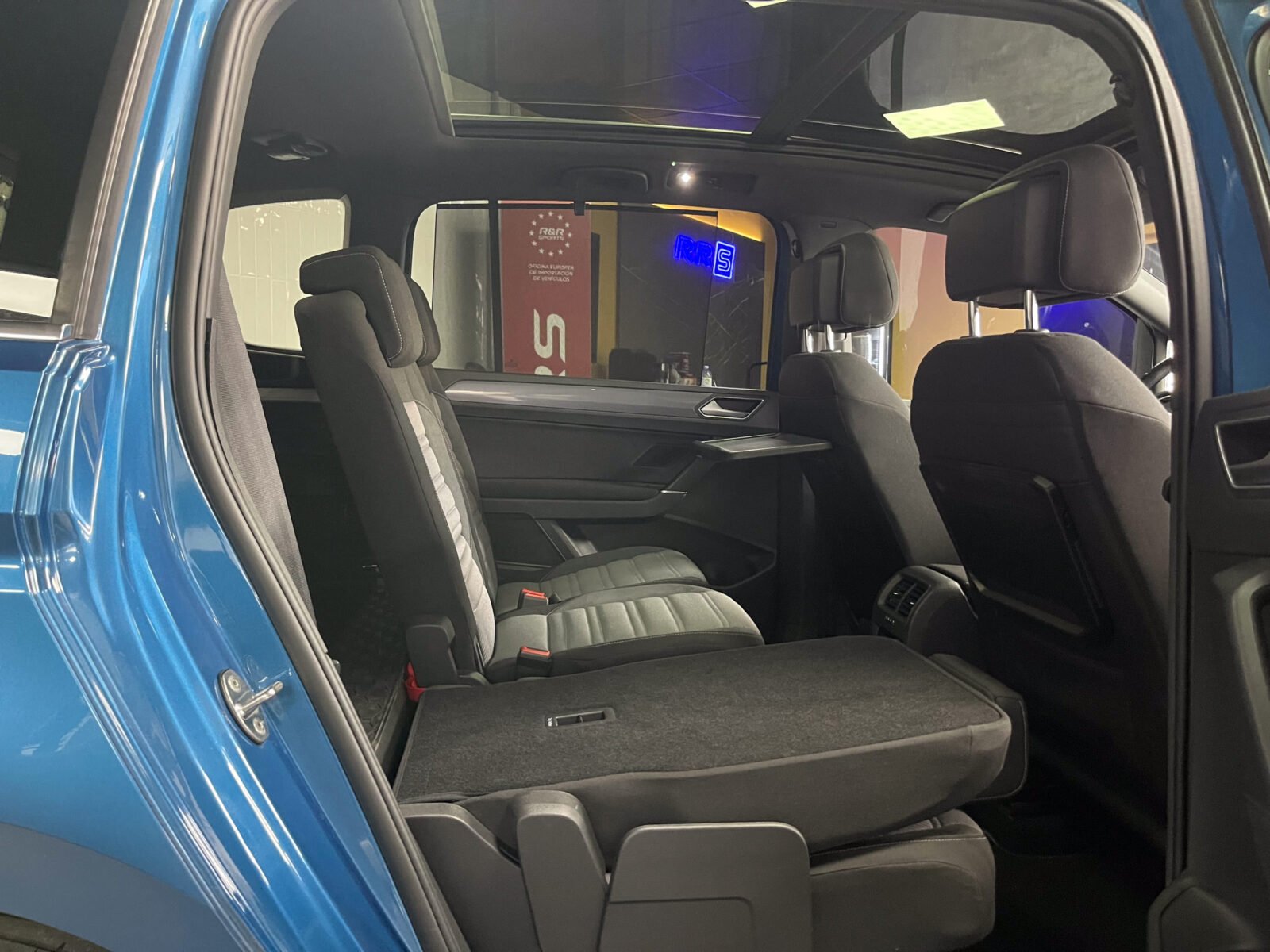 VOLKSWAGEN Touran 2.0 TDI Rline