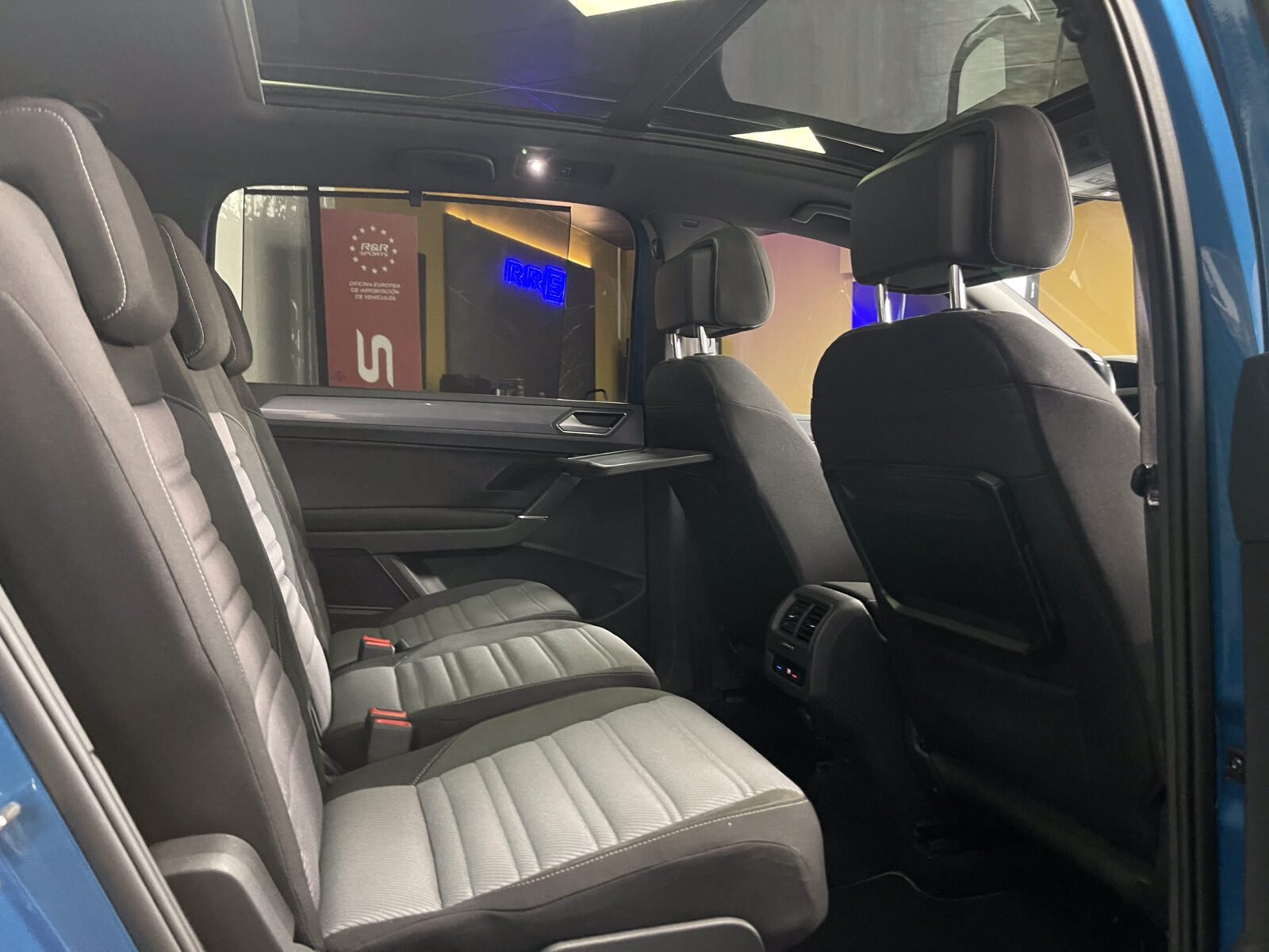 VOLKSWAGEN Touran 2.0 TDI Rline