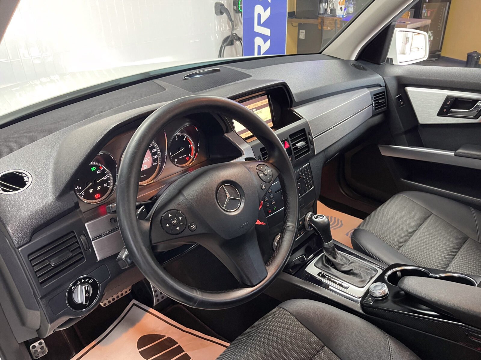 MERCEDES-BENZ Clase GLK 220 CDI 4MATIC BE