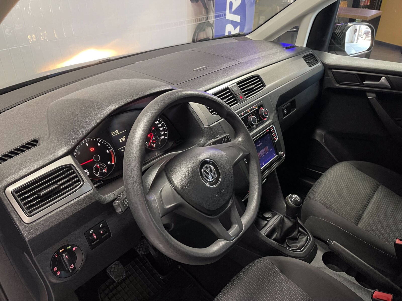 VOLKSWAGEN Caddy 2.0 TDI Trendline