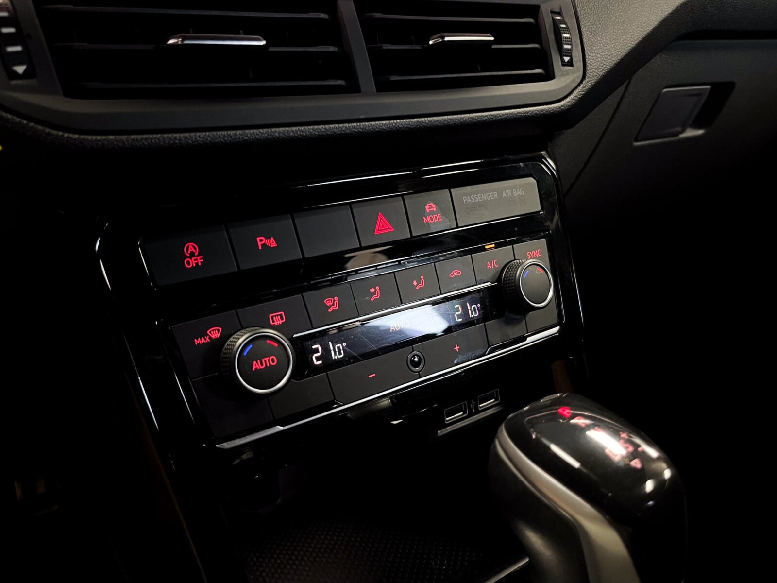 VOLKSWAGEN 1.5 TSI Rline