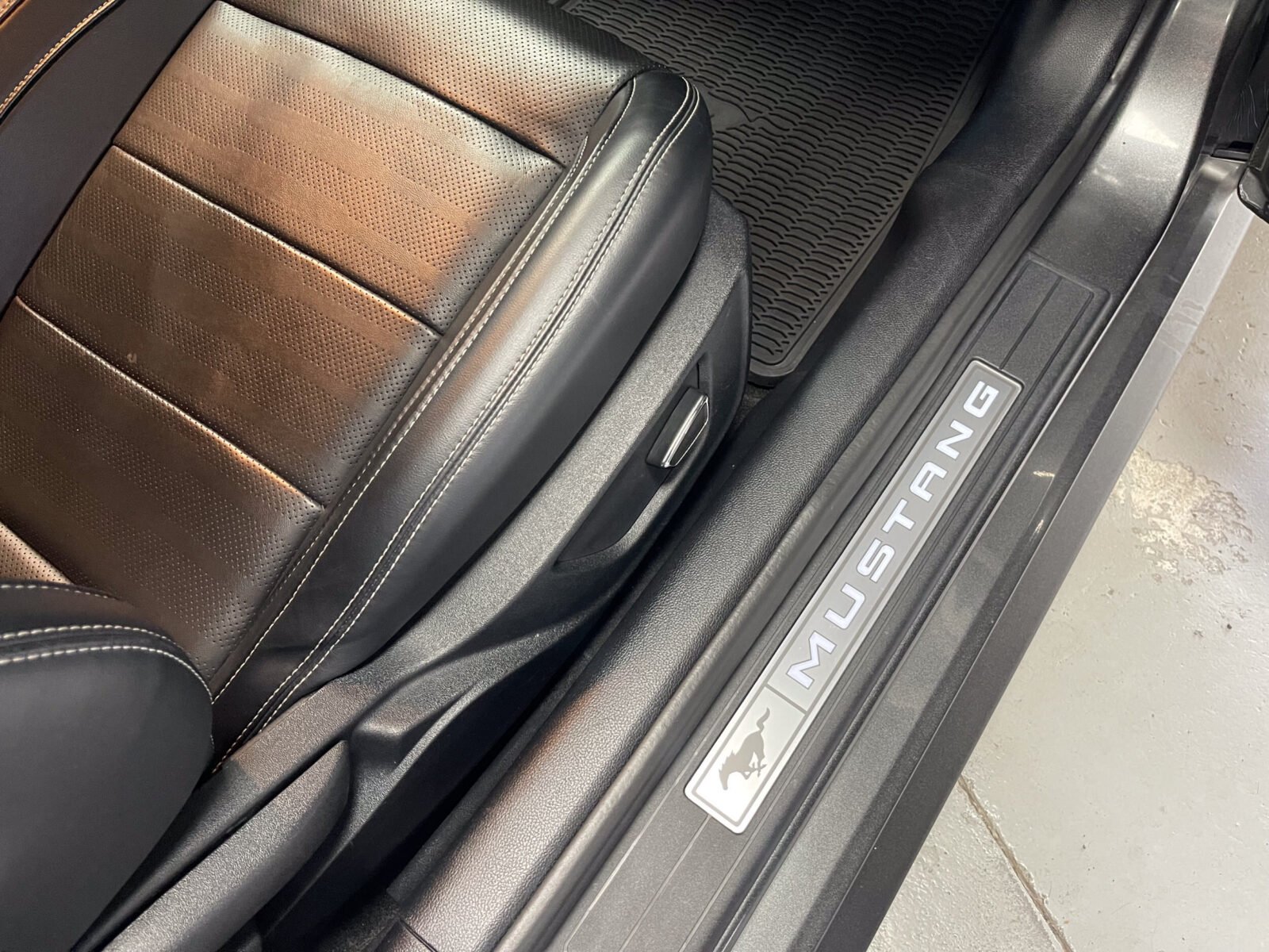 FORD Mustang 2.3 Ecoboost