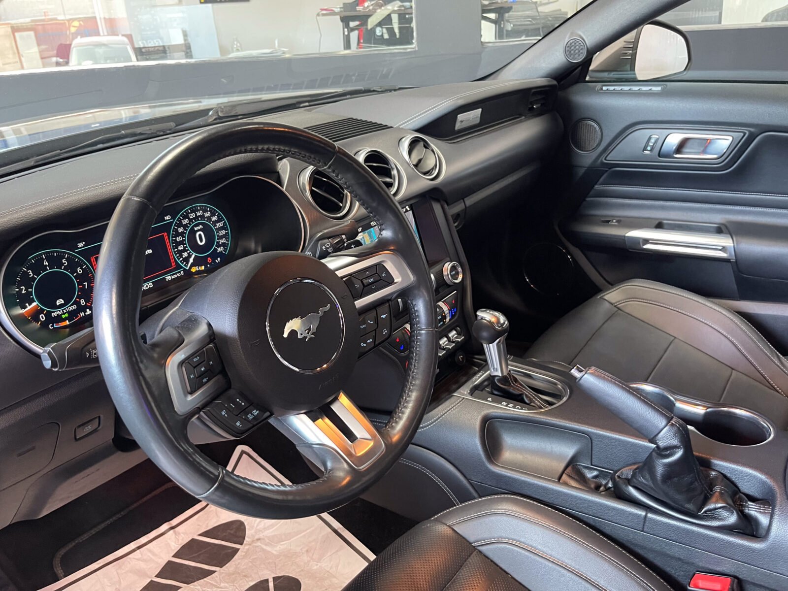 FORD Mustang 2.3 Ecoboost Performance
