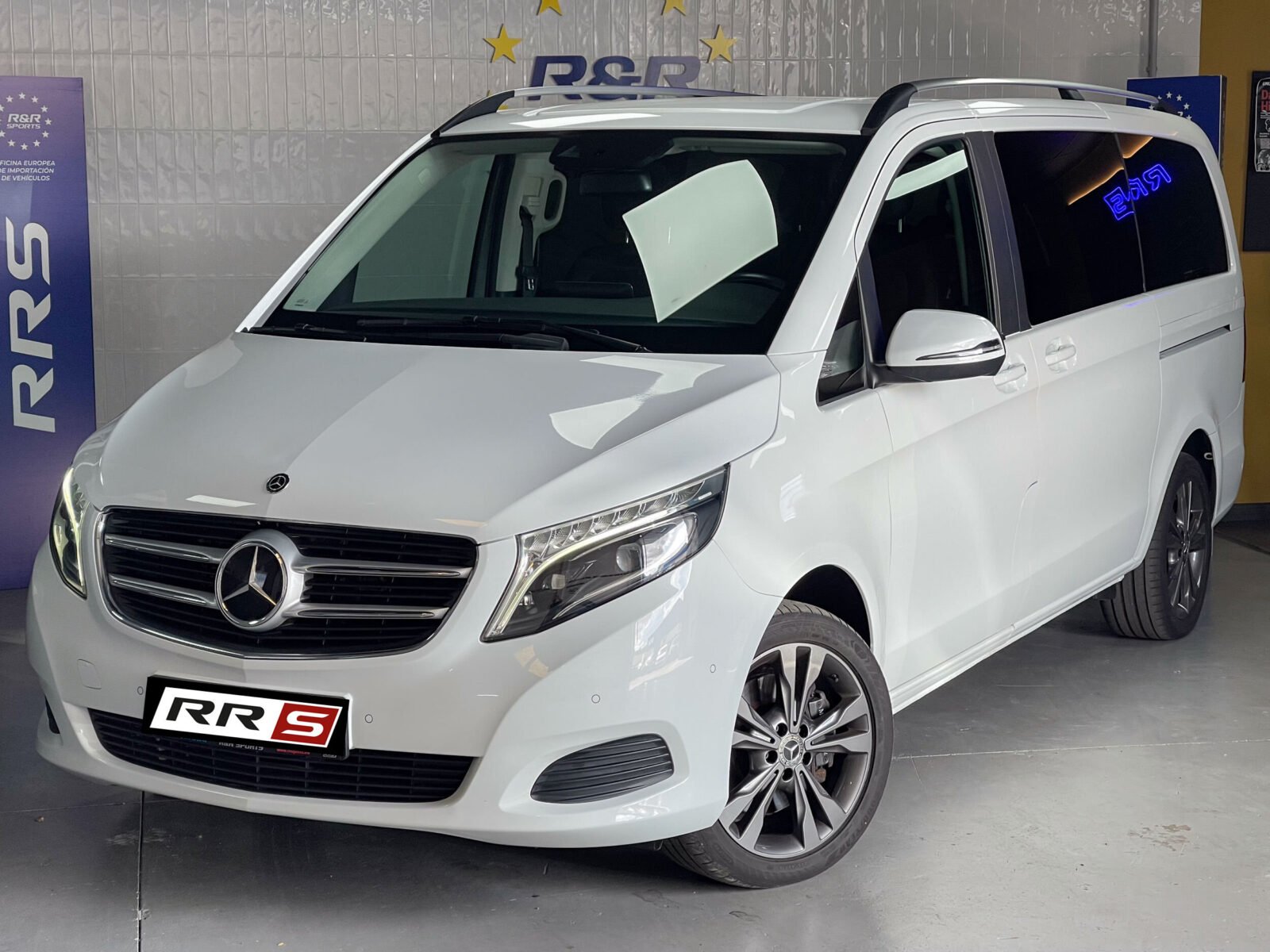 MERCEDES-BENZ Clase V 250 d 4MATIC Larga