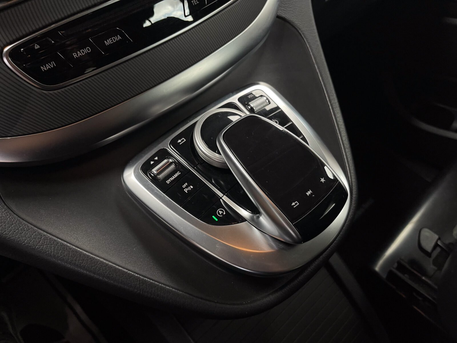 MERCEDES-BENZ Clase V 250 d 4MATIC Larga