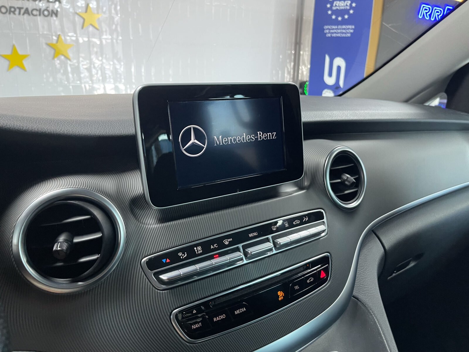 MERCEDES-BENZ Clase V 220 D 7G LARGA