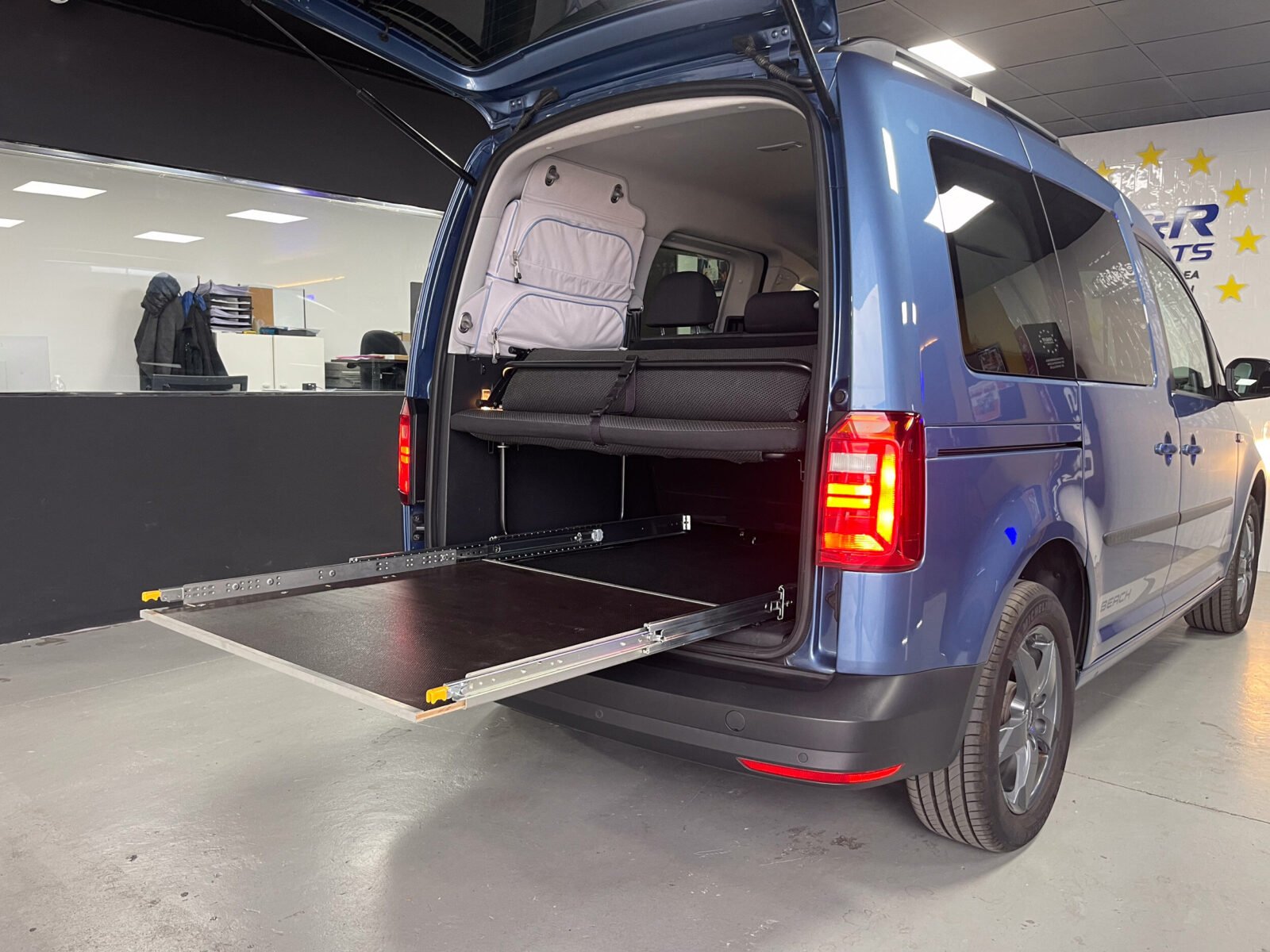 VOLKSWAGEN Caddy 2.0 TDI BEACH