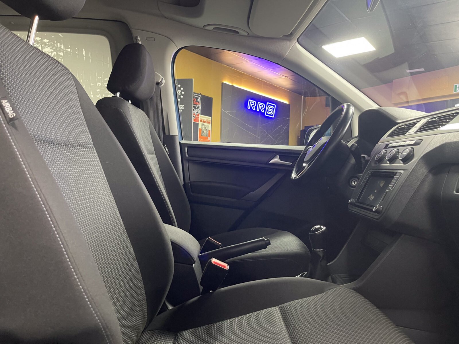 VOLKSWAGEN Caddy 2.0 TDI BEACH