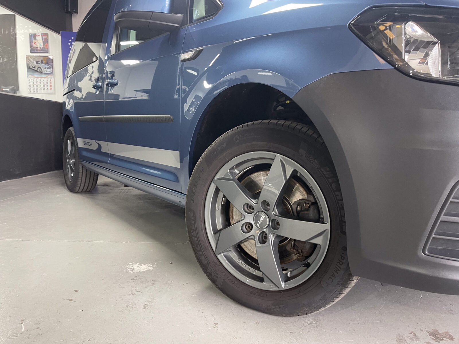 VOLKSWAGEN Caddy 2.0 TDI BEACH