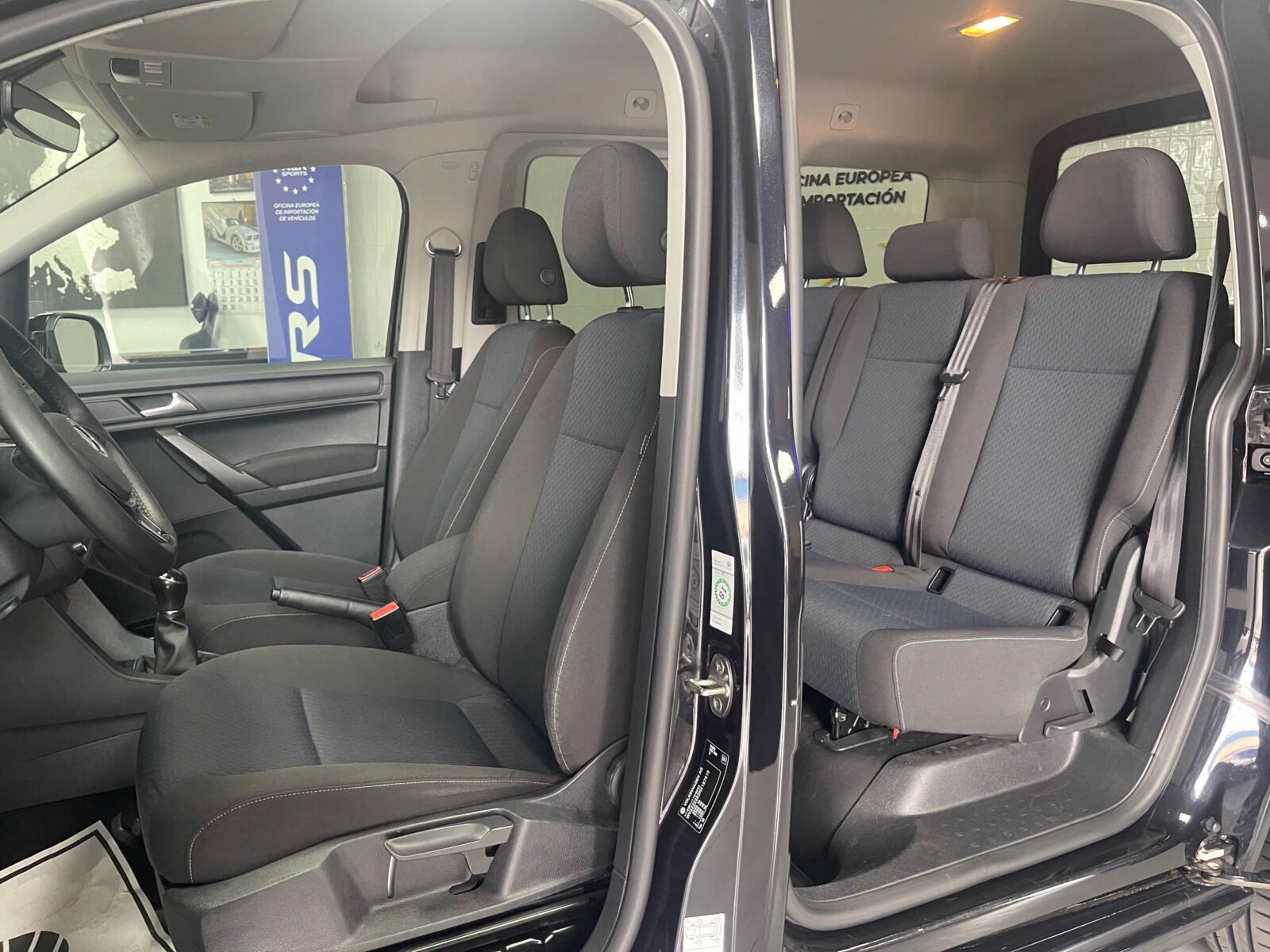 VOLKSWAGEN Caddy 2.0 TDI Trendline 