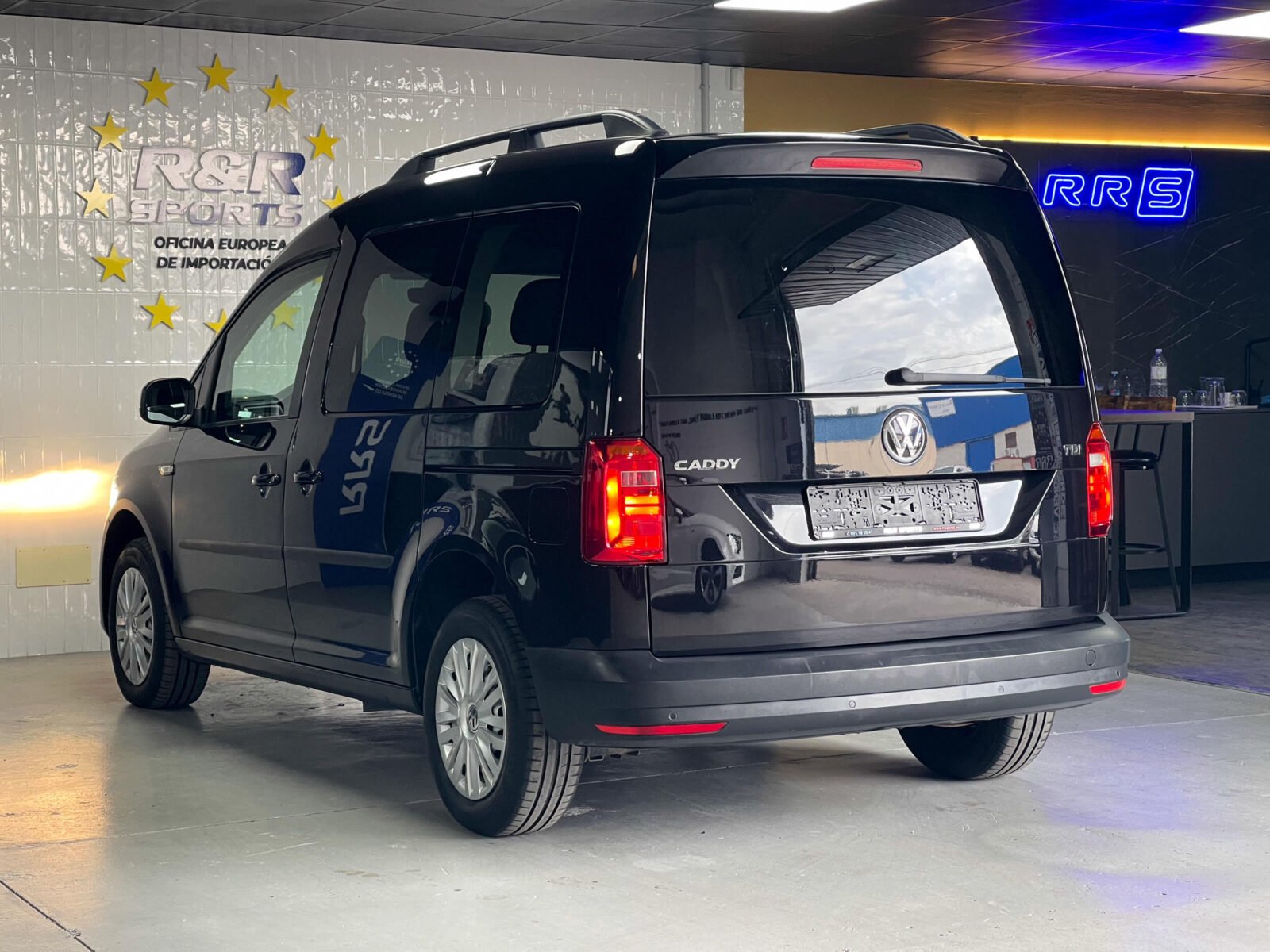 VOLKSWAGEN Caddy 2.0 TDI Trendline 