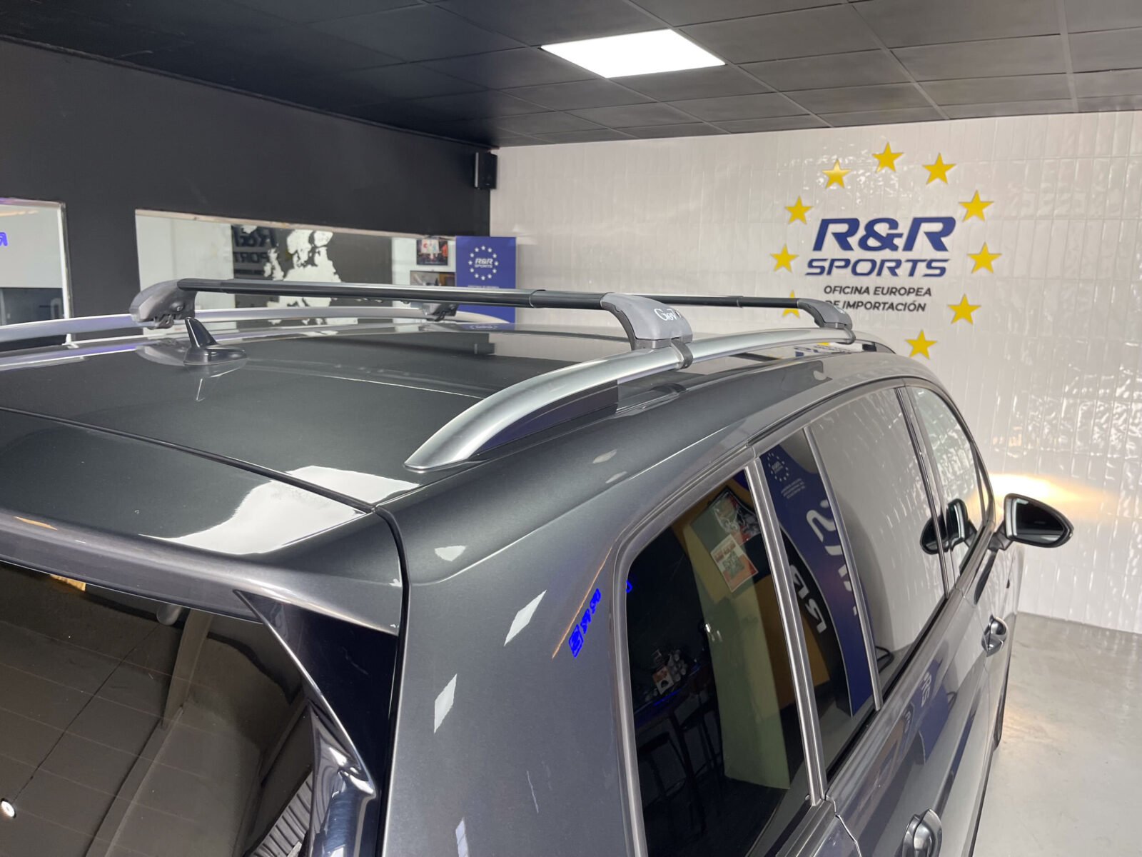 VOLKSWAGEN Touran 1.5 TSI DSG Sport