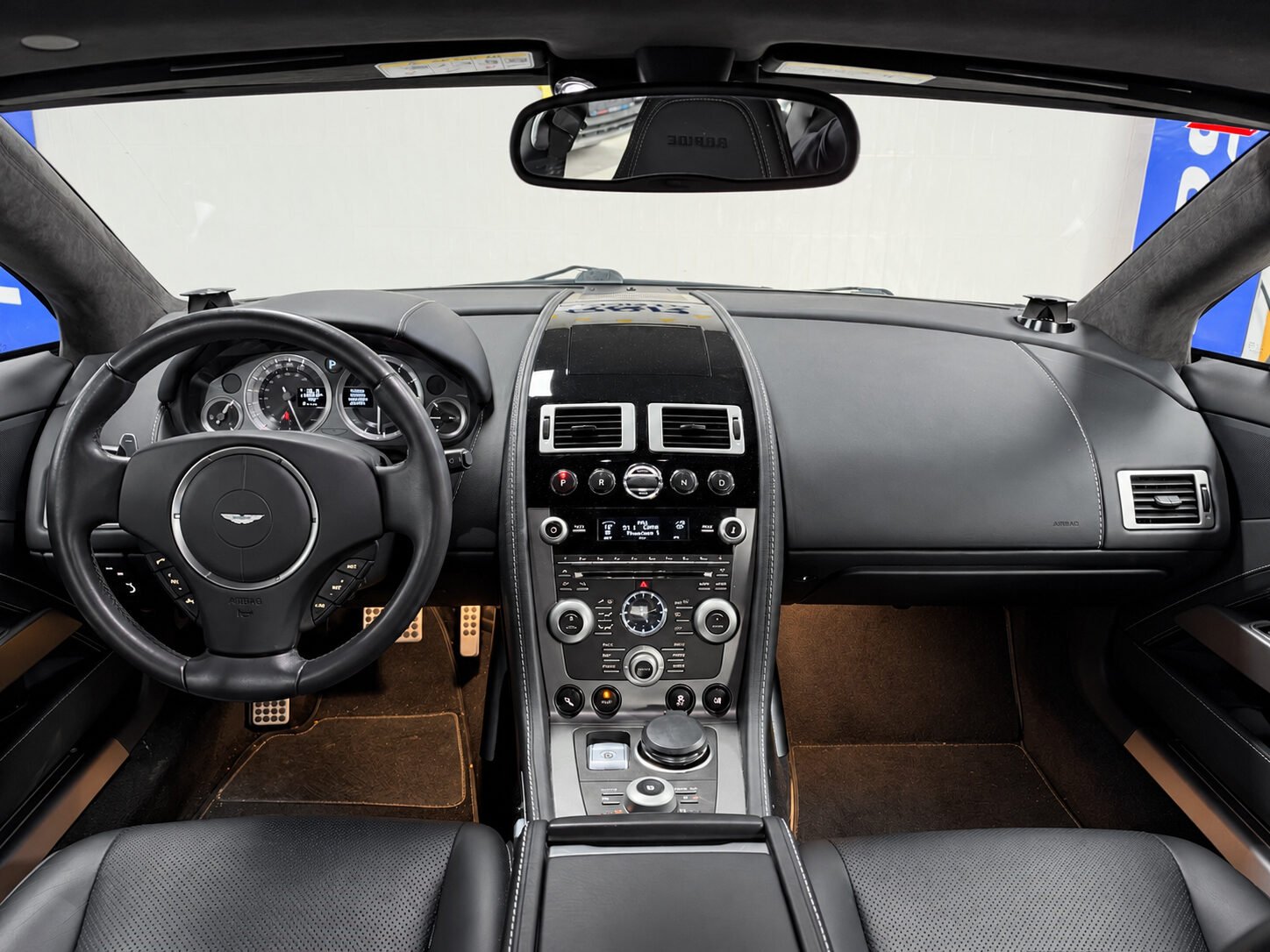 ASTON MARTIN Rapide V12 