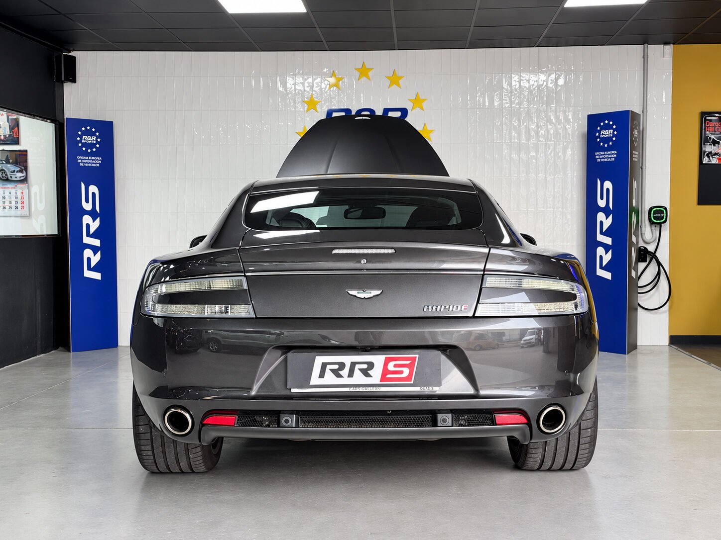 ASTON MARTIN Rapide V12 