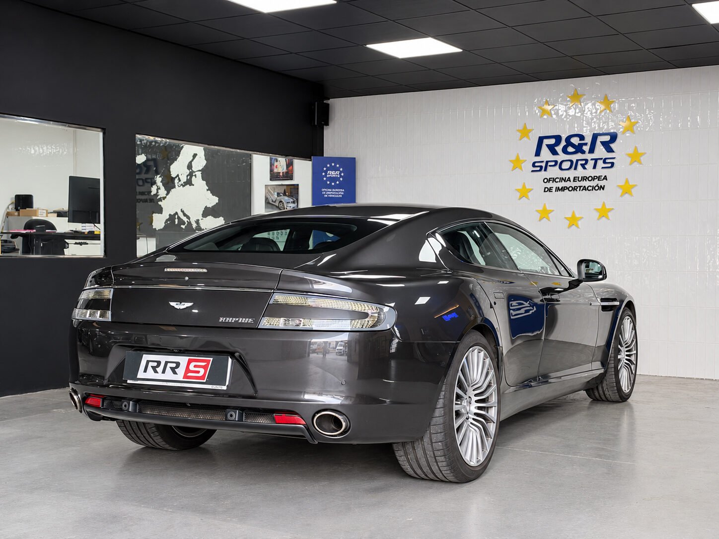 ASTON MARTIN Rapide V12 