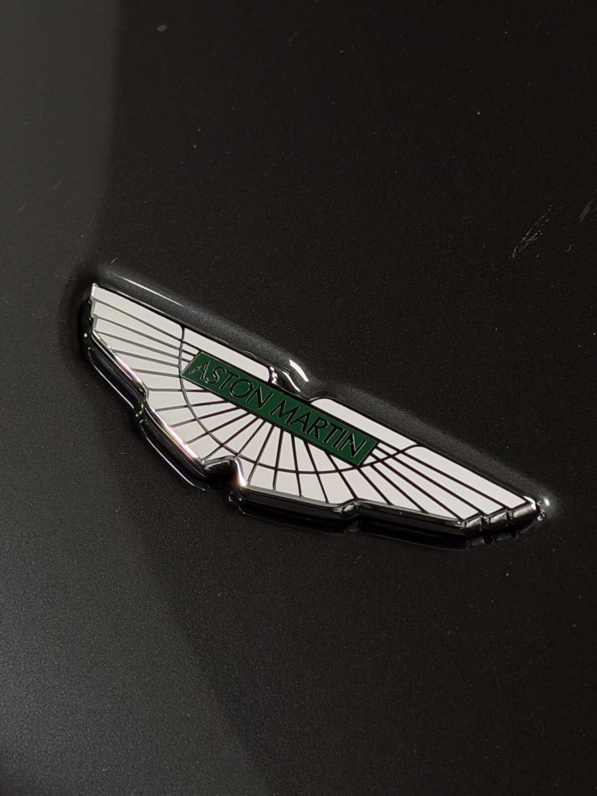 ASTON MARTIN Rapide V12 