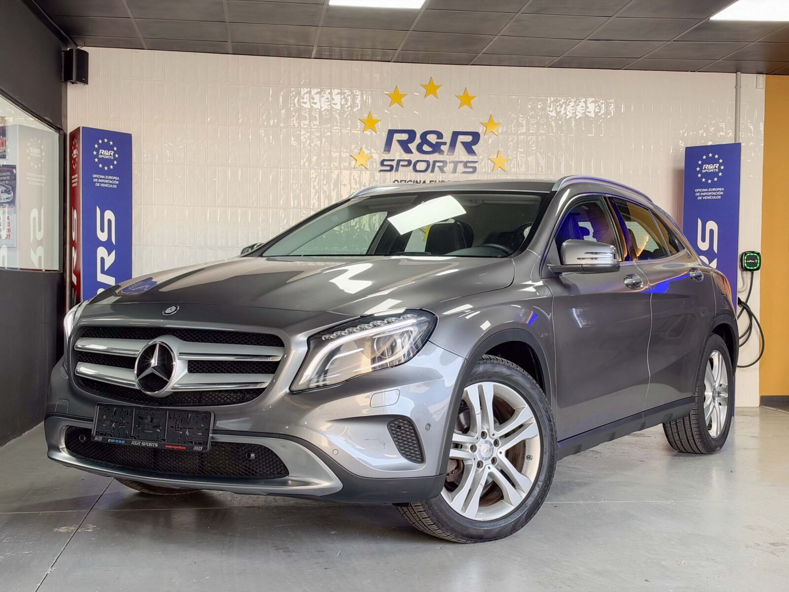 MERCEDES-BENZ GLA 220 CDI 4MATIC