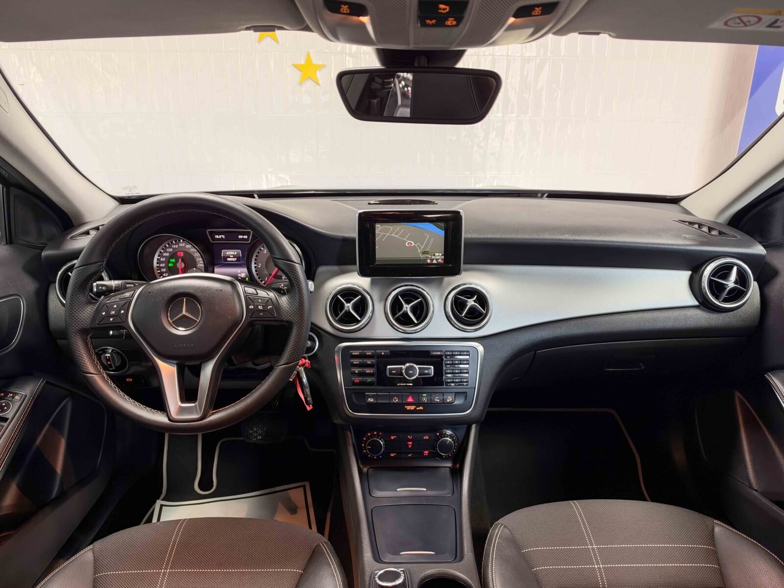MERCEDES-BENZ GLA 220 CDI 4MATIC