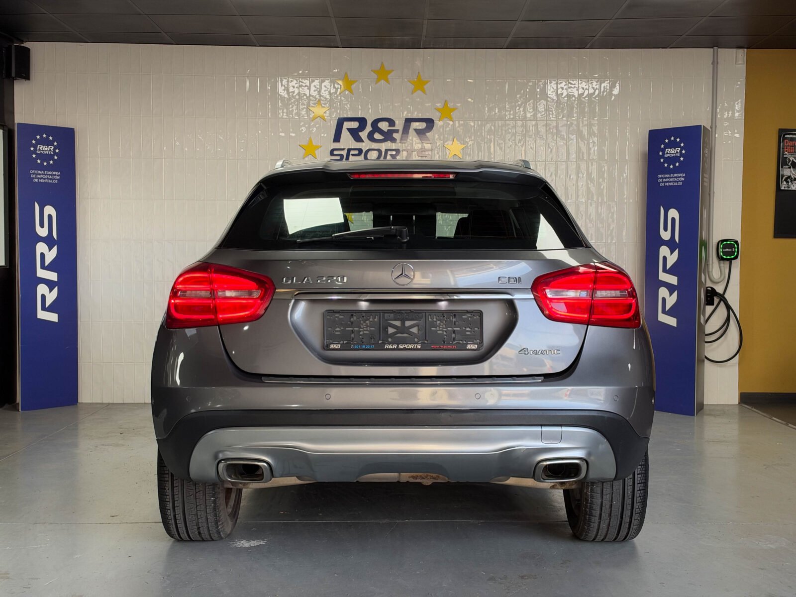 MERCEDES-BENZ GLA 220 CDI 4MATIC