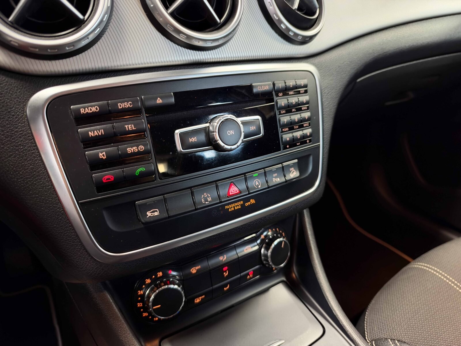 MERCEDES-BENZ GLA 220 CDI 4MATIC