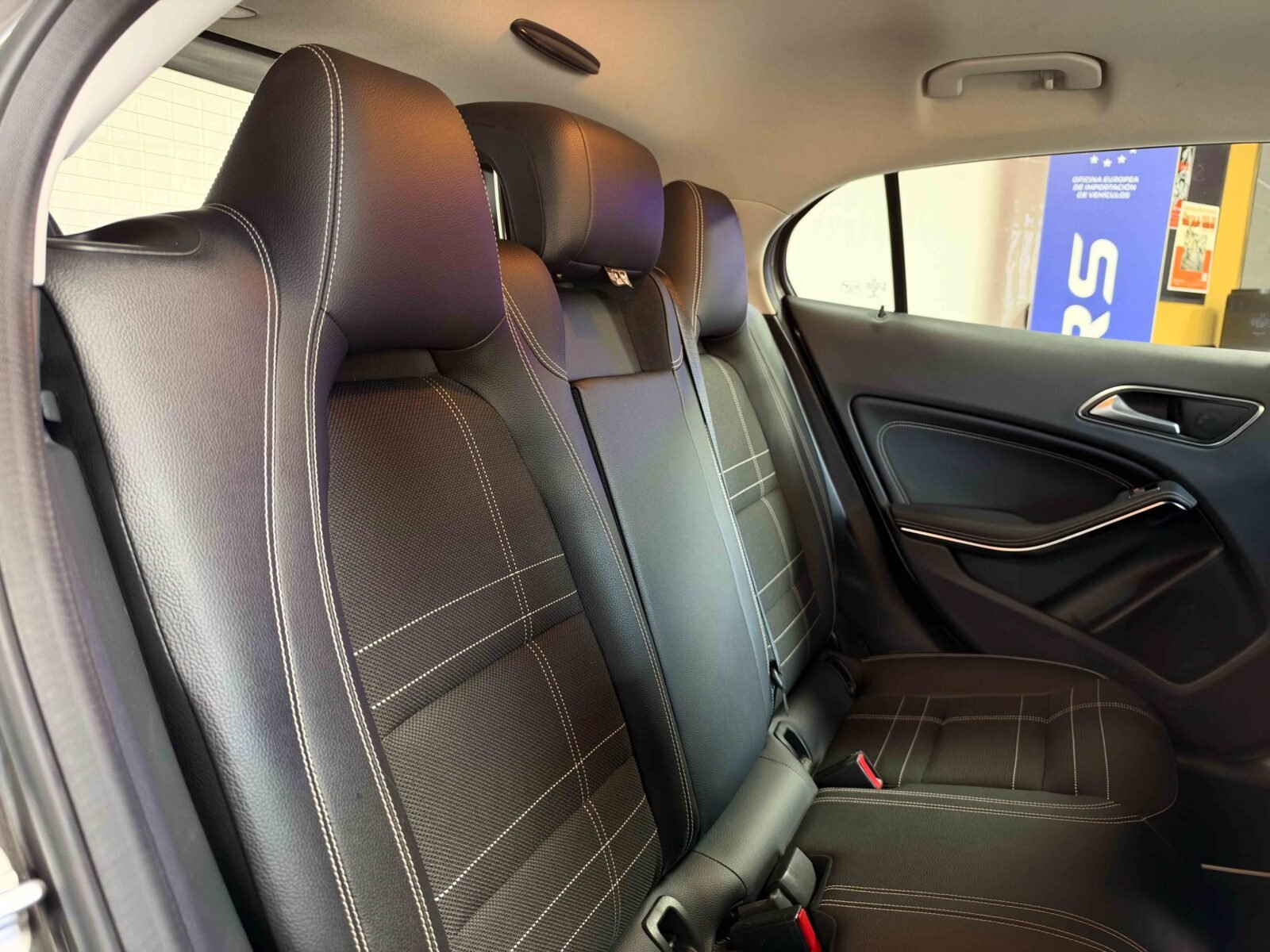 MERCEDES-BENZ GLA 220 CDI 4MATIC