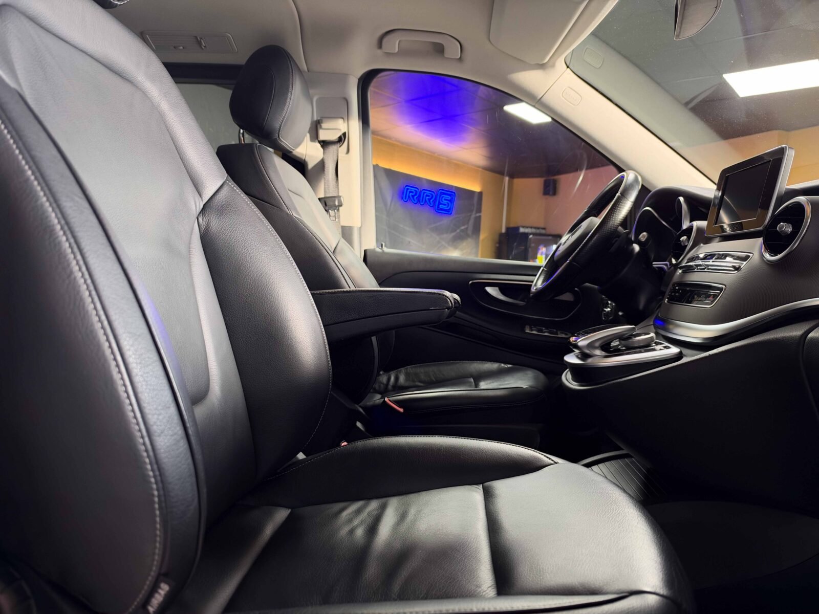 MERCEDES-BENZ Clase V 220 CDI Larga