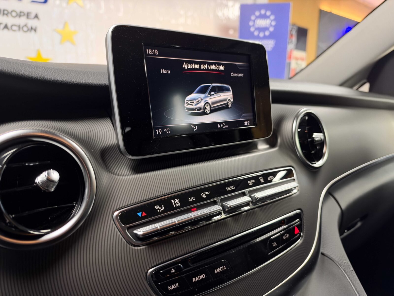 MERCEDES-BENZ Clase V 220 CDI Larga