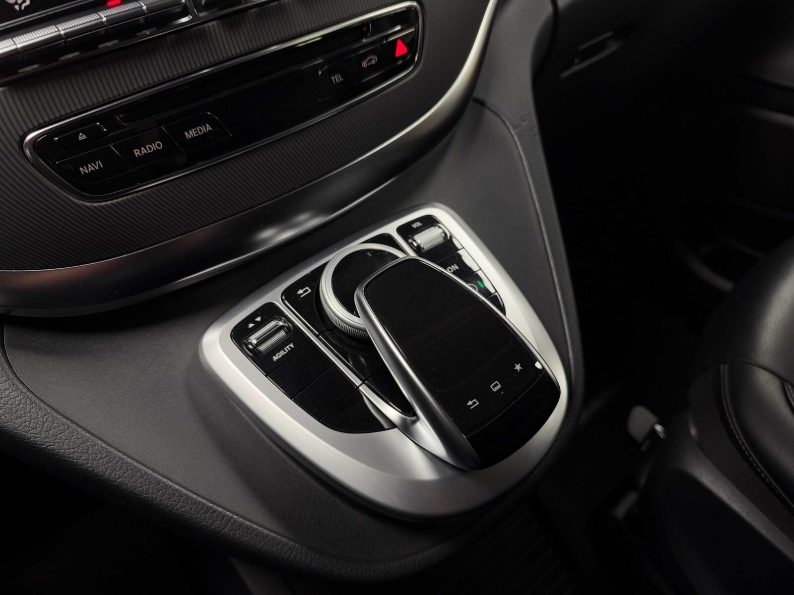MERCEDES-BENZ Clase V 220 CDI Larga