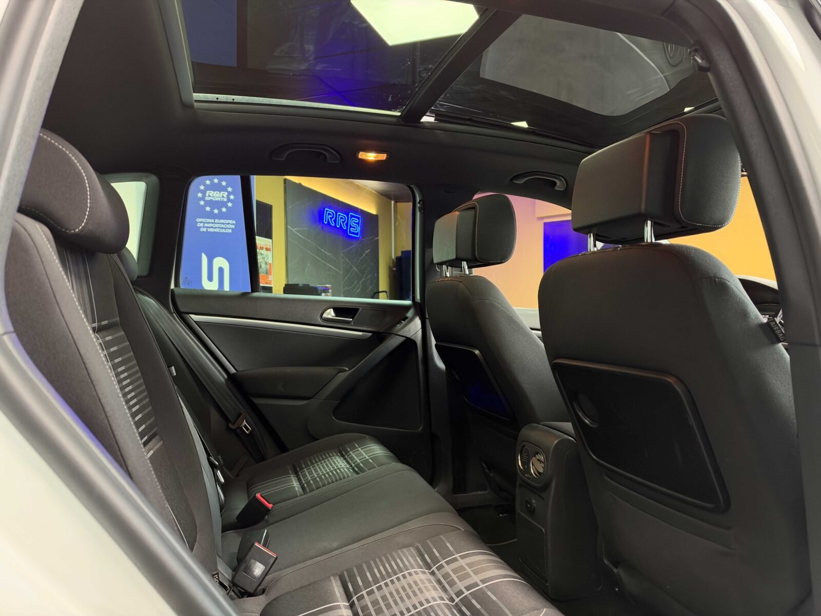 VOLKSWAGEN Tiguan 2.0 TDI Sport Loungue