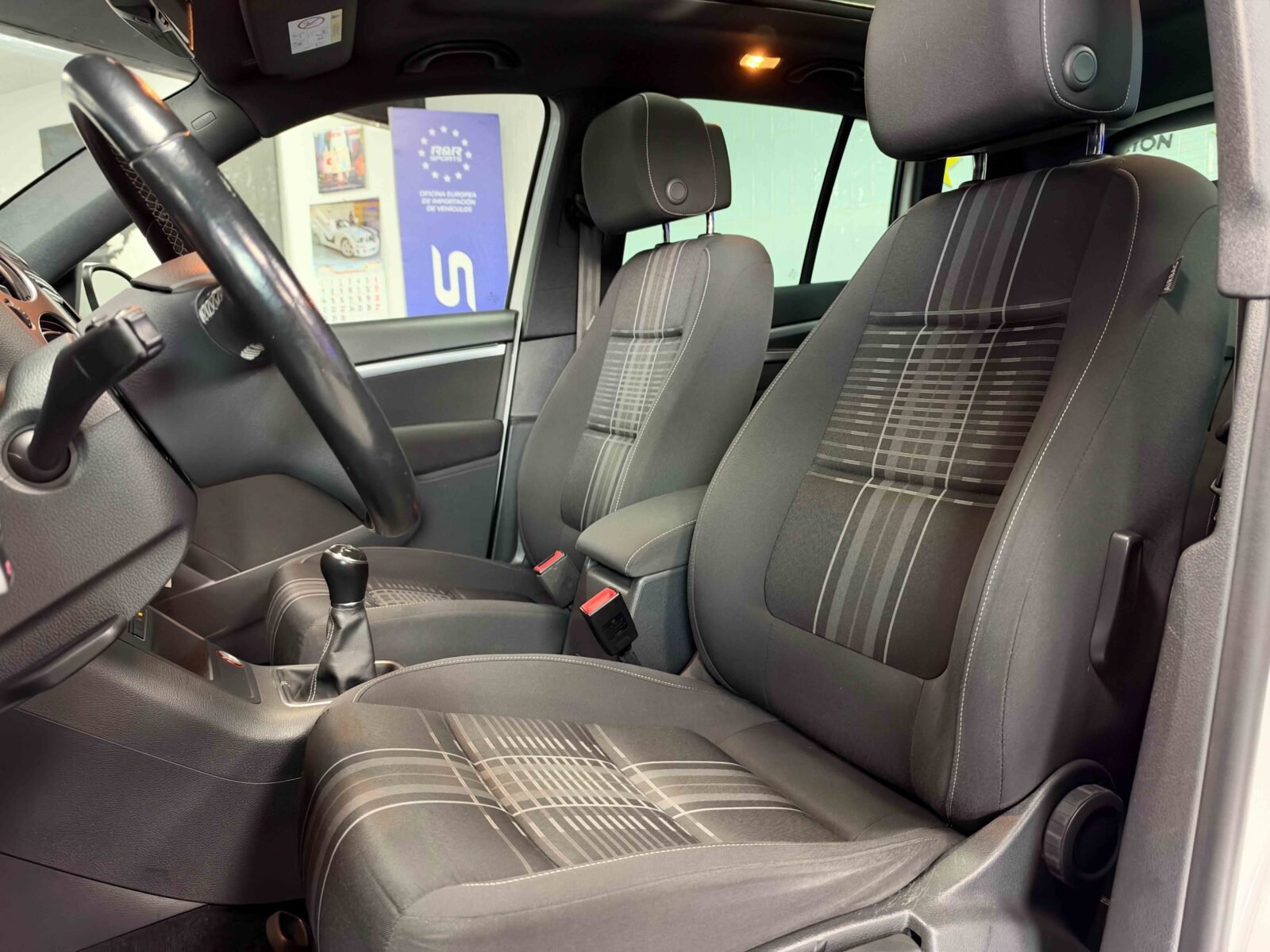 VOLKSWAGEN Tiguan 2.0 TDI Sport Loungue