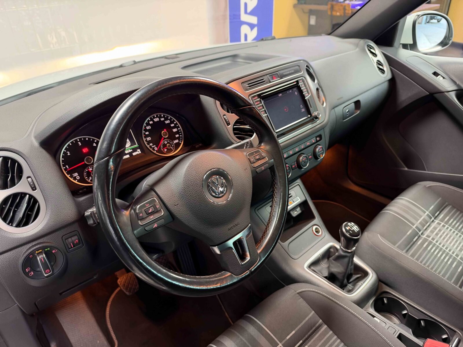 VOLKSWAGEN Tiguan 2.0 TDI Sport Loungue