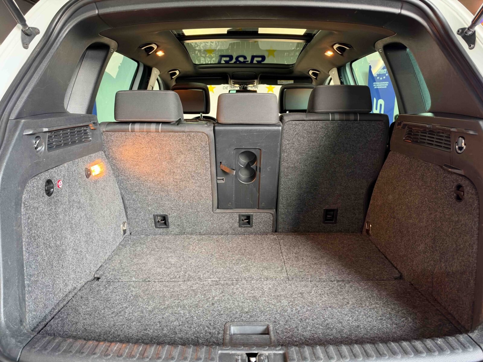 VOLKSWAGEN Tiguan 2.0 TDI Sport Loungue