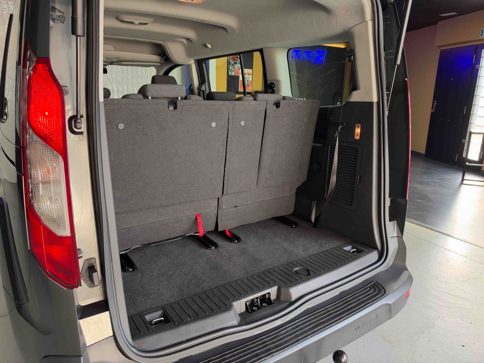 FORD Grand Tourneo 1.5 TDCi