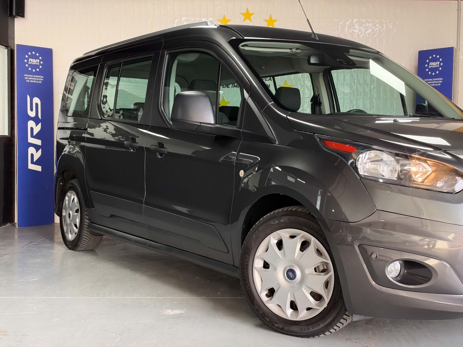 FORD Grand Tourneo 1.5 TDCi