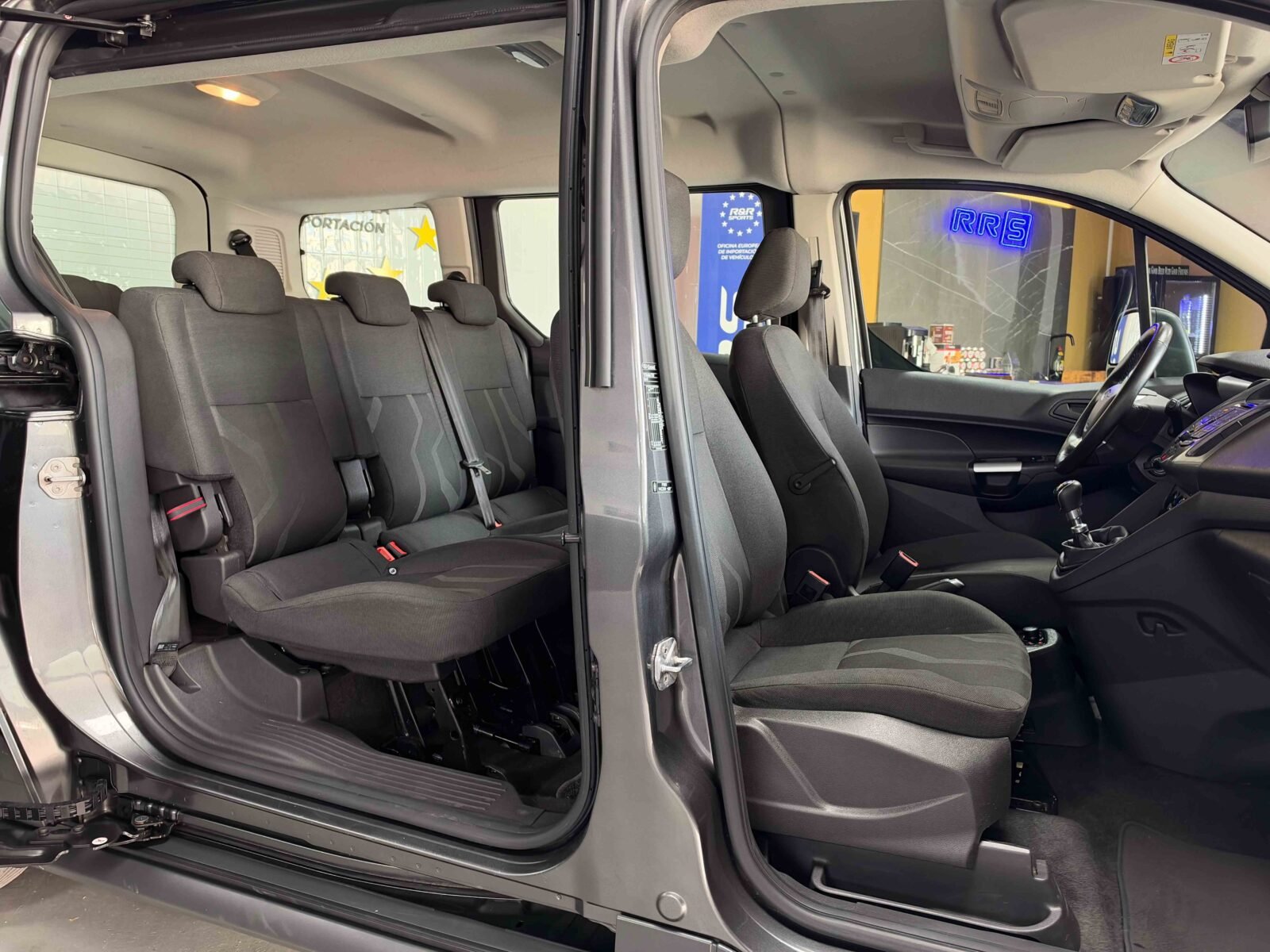 FORD Grand Tourneo 1.5 TDCi