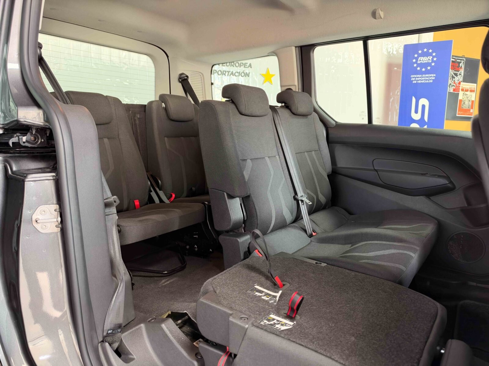 FORD Grand Tourneo 1.5 TDCi