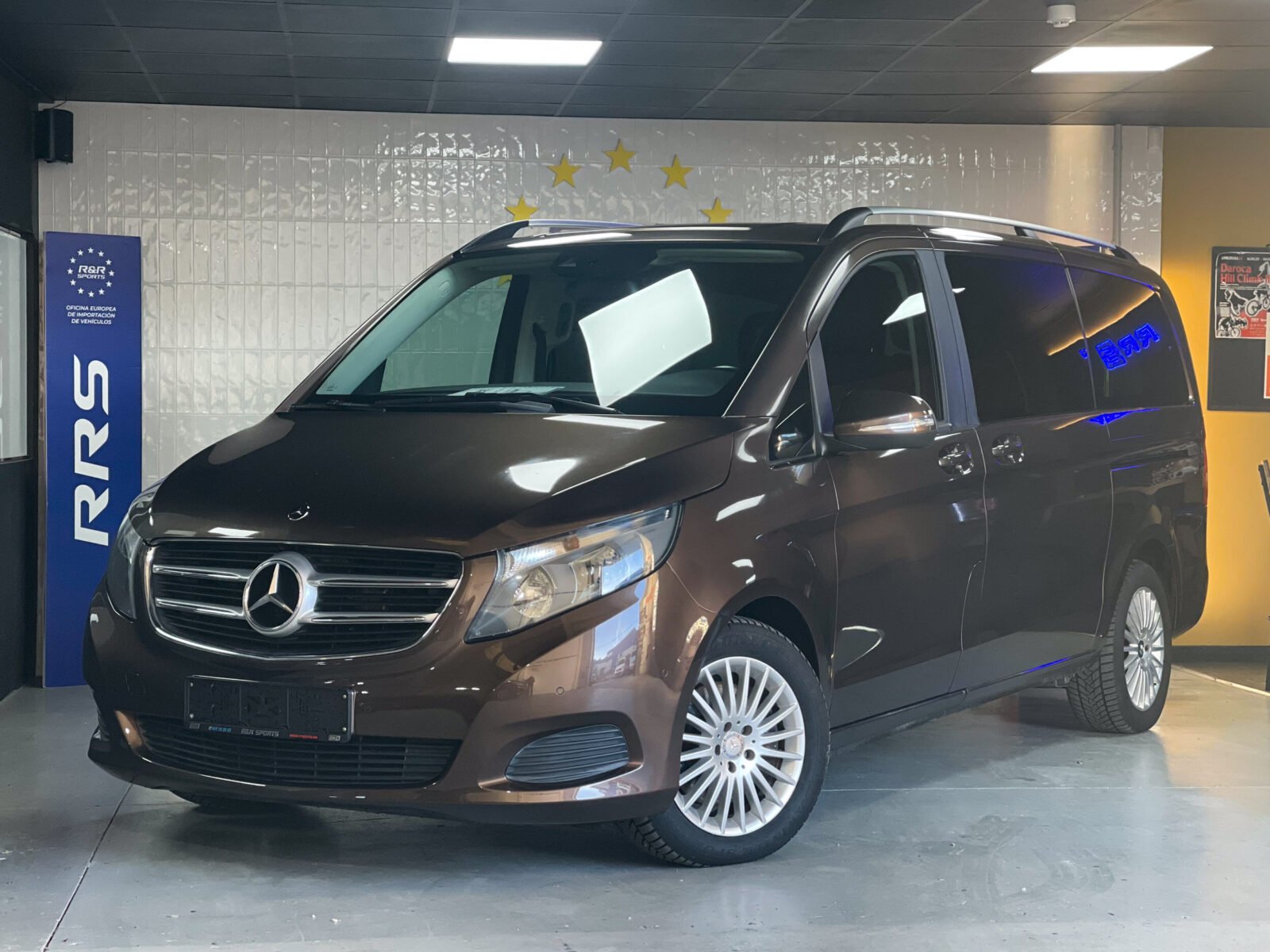 MERCEDES-BENZ Clase V 220 D Larga