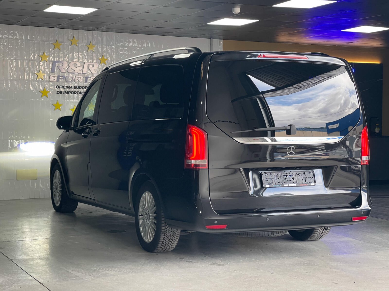 MERCEDES-BENZ Clase V 220 CDI Larga