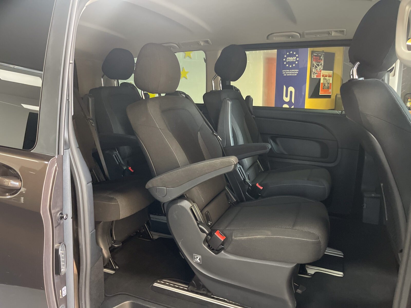 MERCEDES-BENZ Clase V 220 D Larga